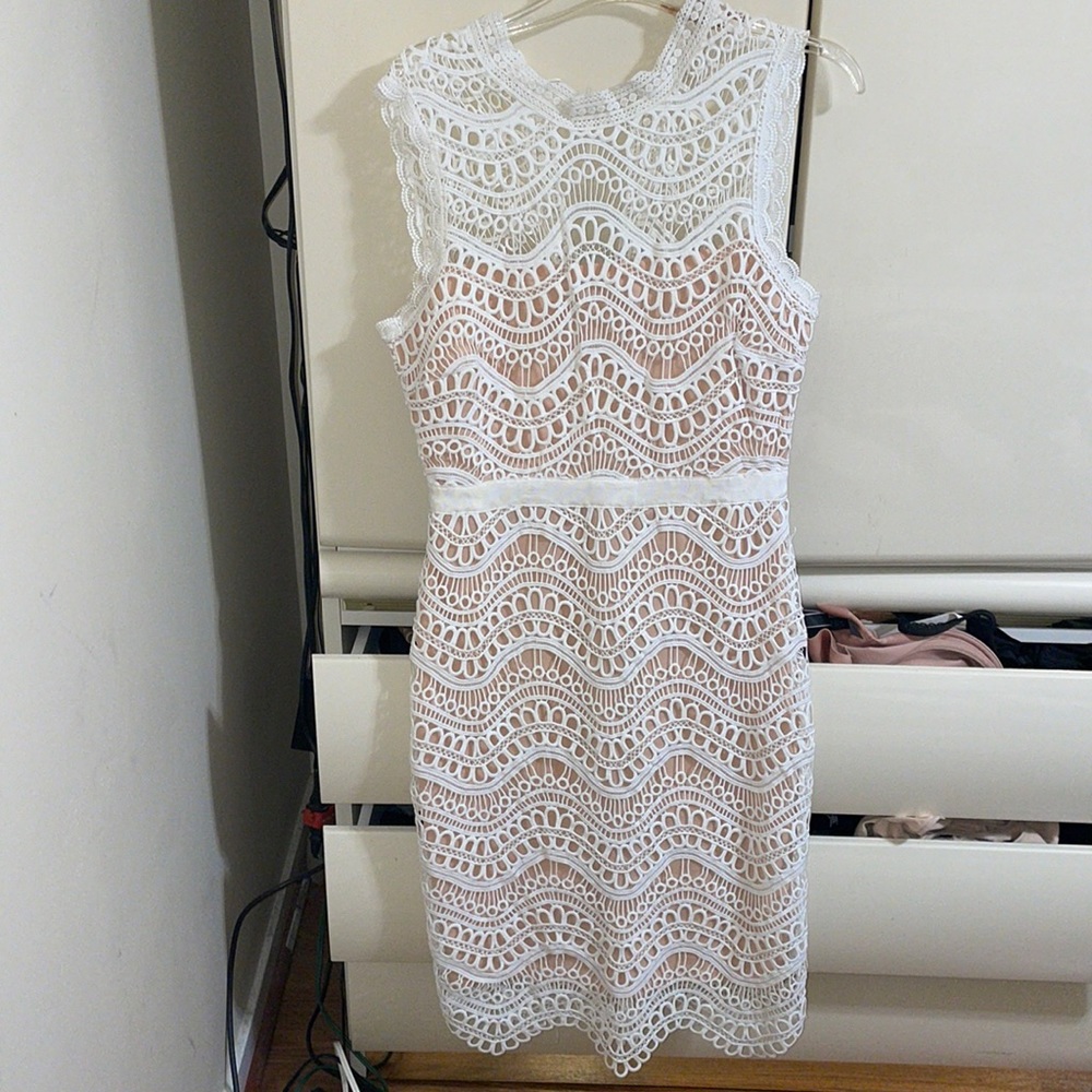 White lace Bodycon
